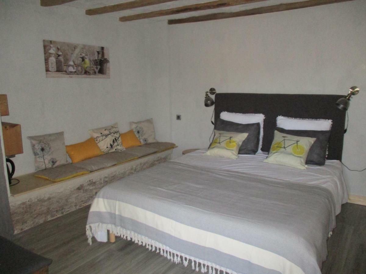 La Grange Aux Hirondelles Bed & Breakfast Sancoins Exterior photo