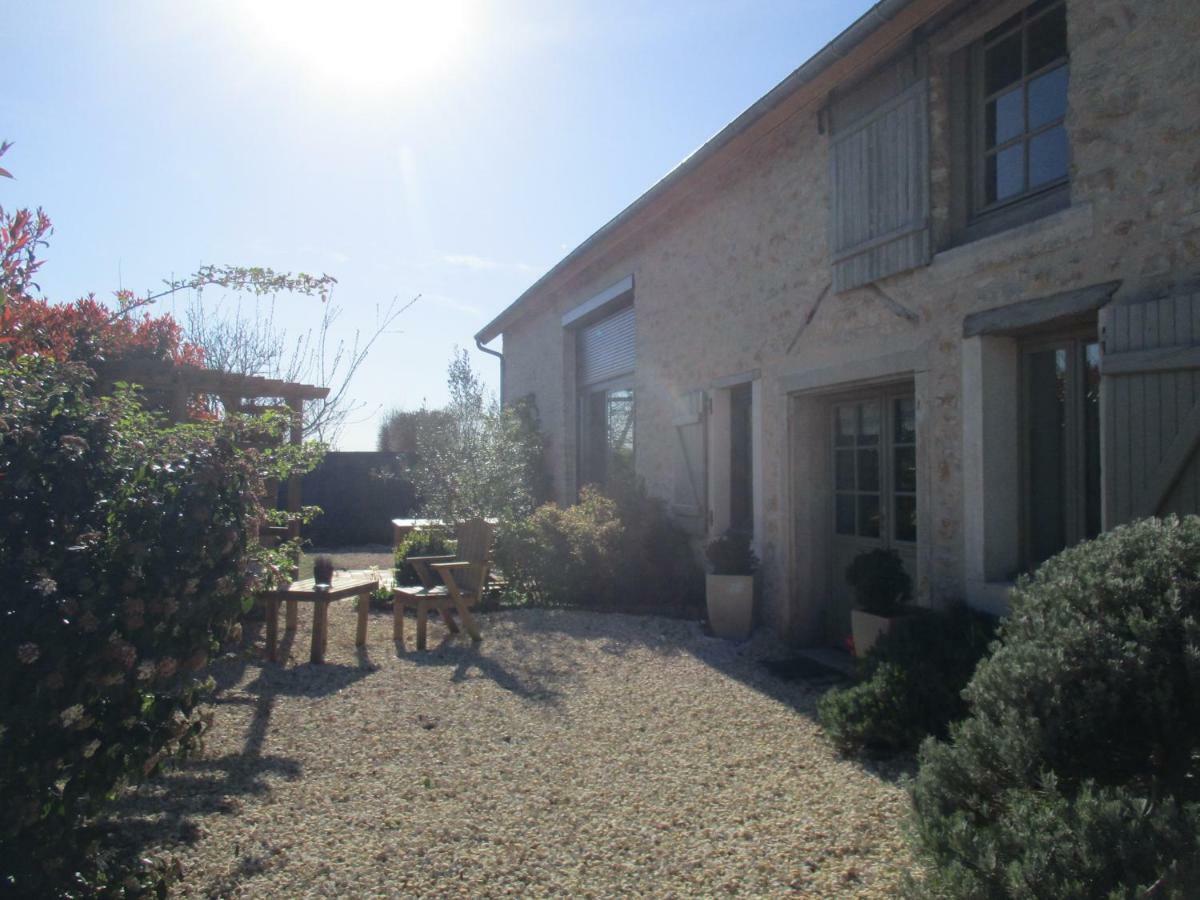 La Grange Aux Hirondelles Bed & Breakfast Sancoins Exterior photo